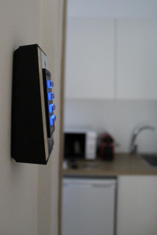 Altair Airport Apartman 베체스 외부 사진