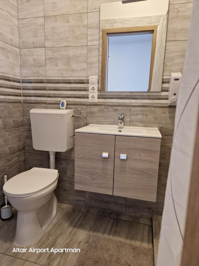 Altair Airport Apartman 베체스 외부 사진