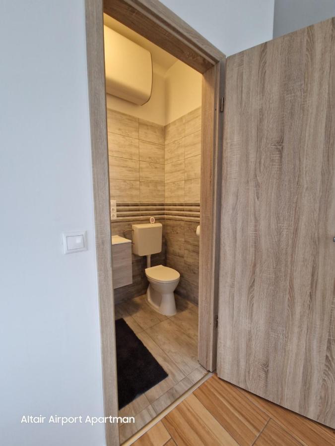Altair Airport Apartman 베체스 외부 사진